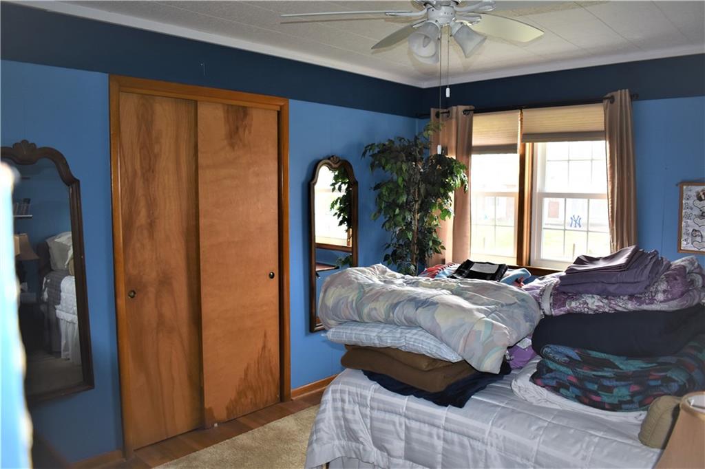 Loretta Ave, Jamestown, NY 14701