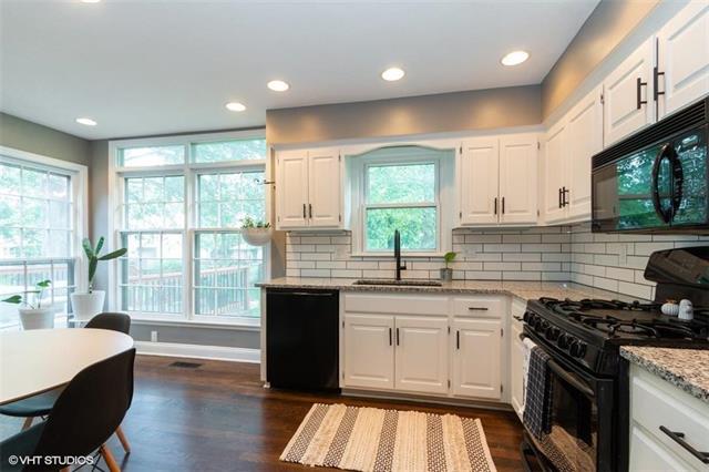 158th St, Overland Park, KS 66223