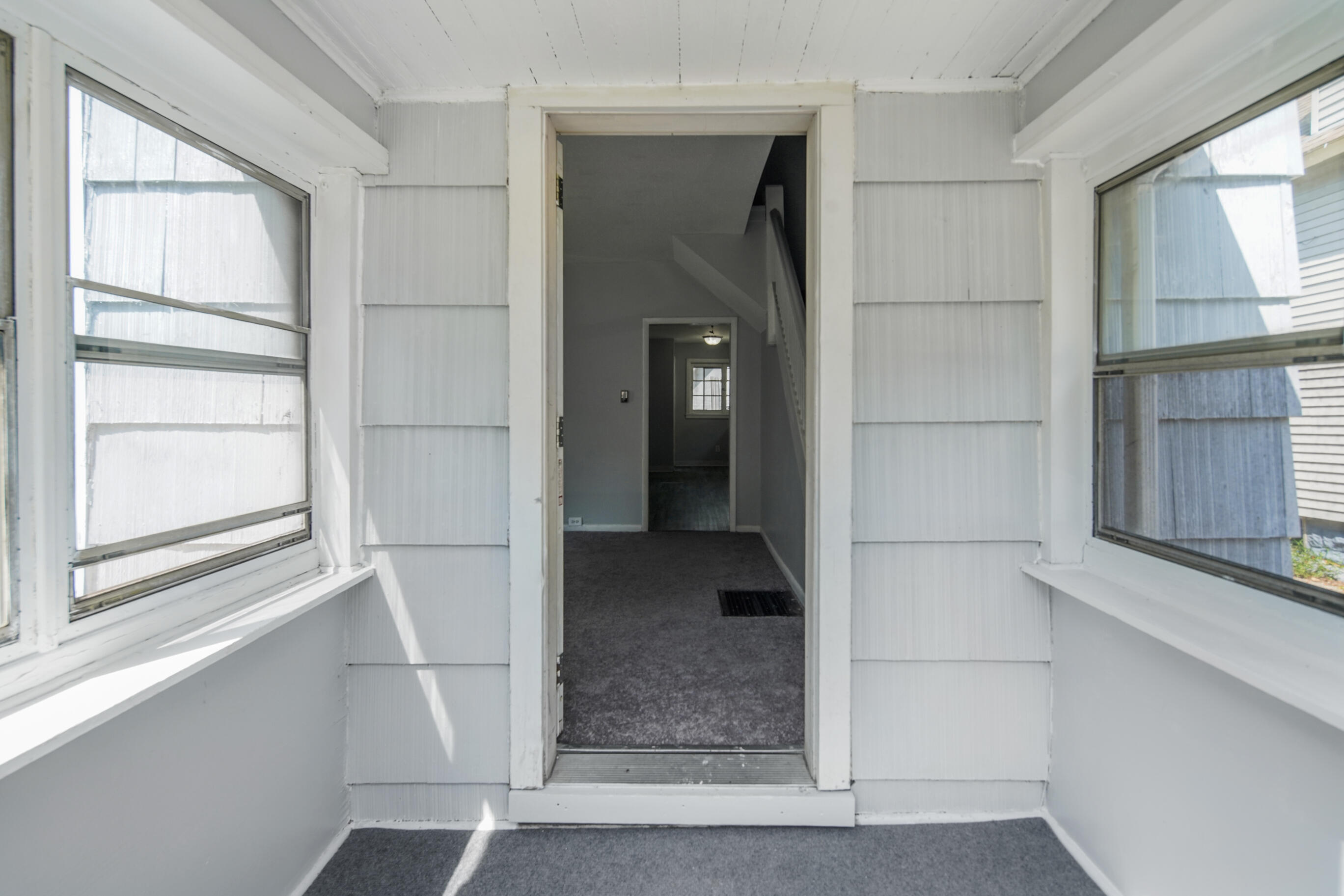 Seymour Ave, Jackson, MI 49202