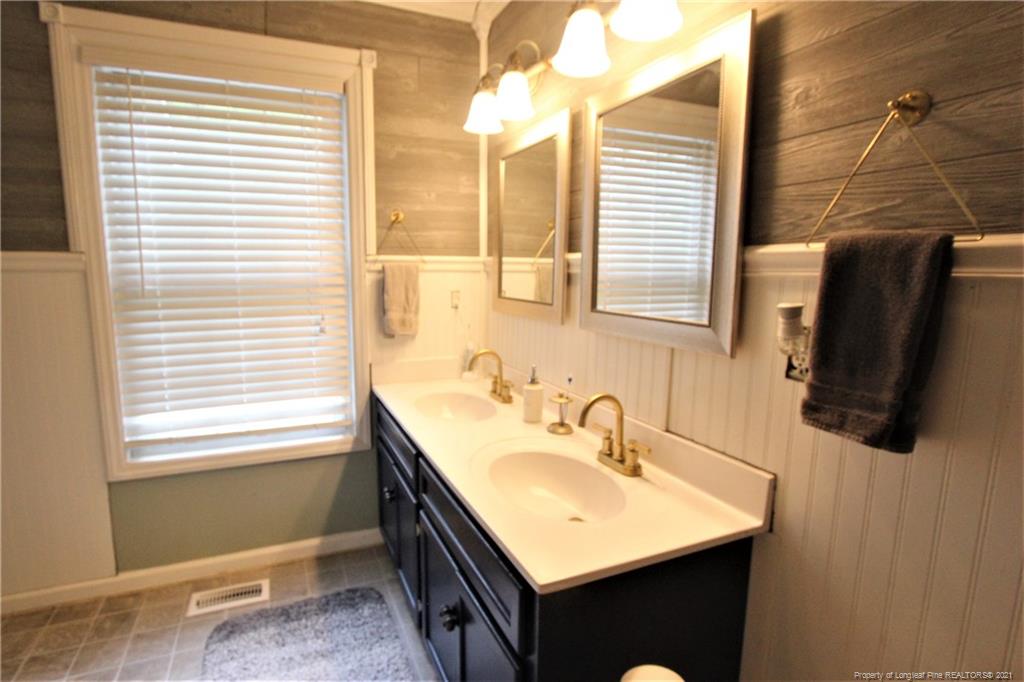 Cashmere Ct, Sanford, NC 27332