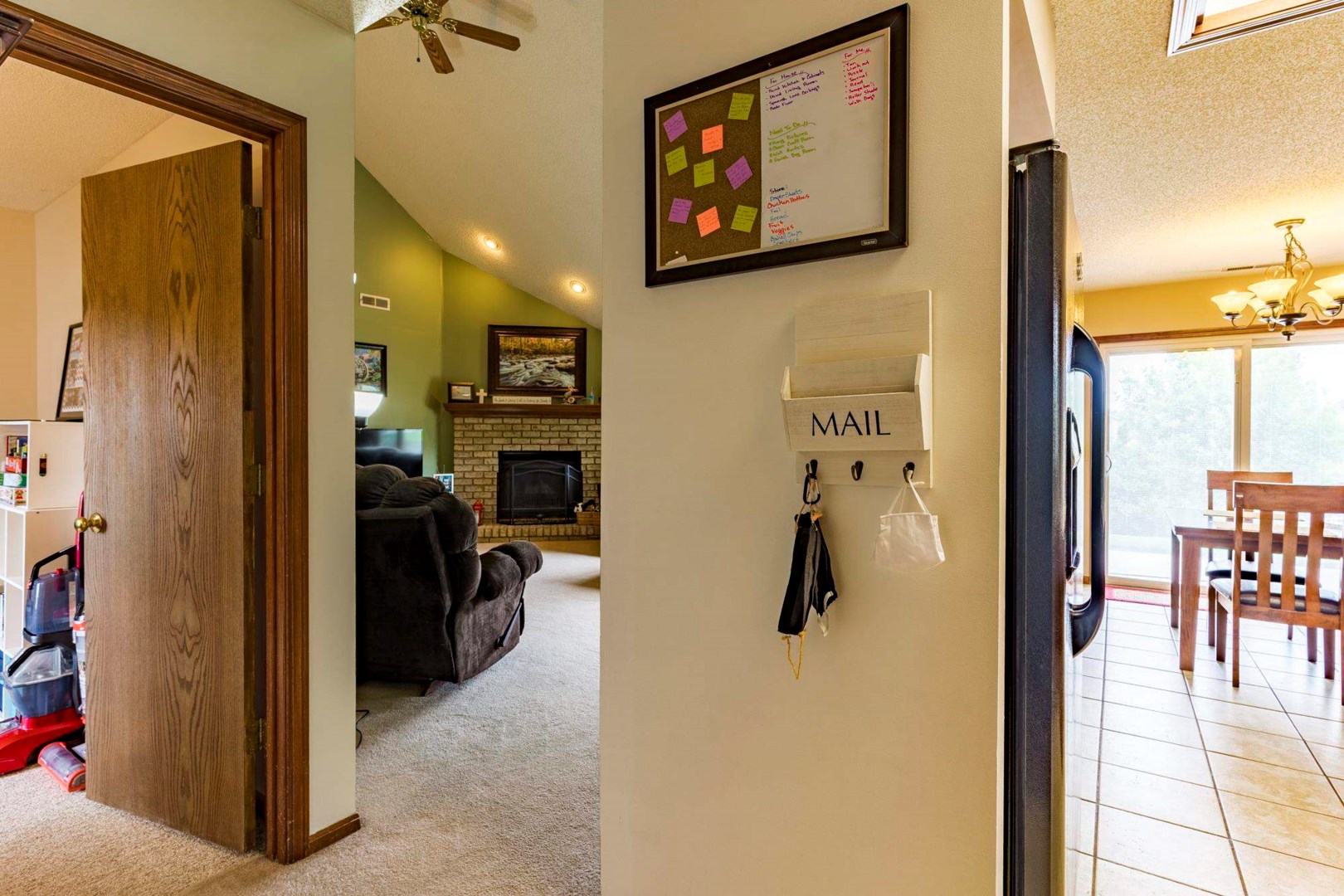 Chateau Pl, Fort Wayne, IN 46835