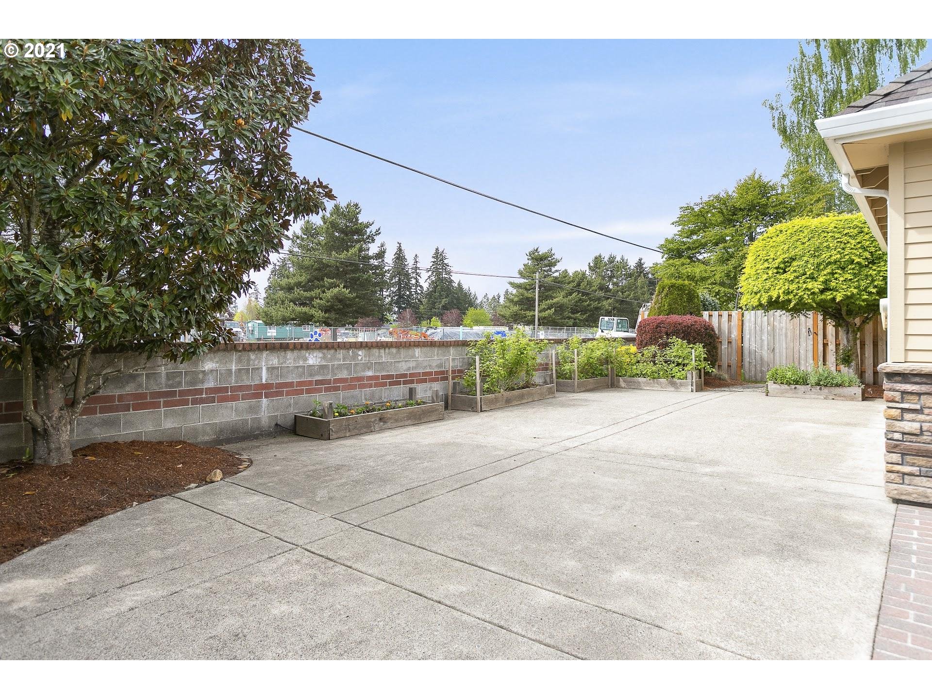 Cambrey Ct, Hillsboro, OR 97124 #1