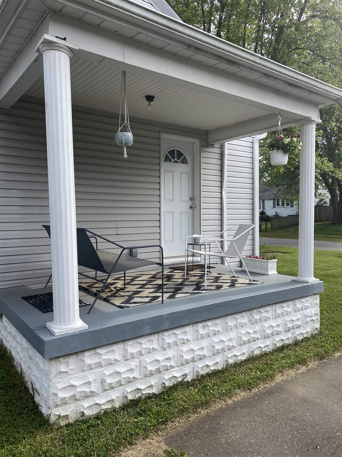 Marie Ave, Evansville, IN 47711