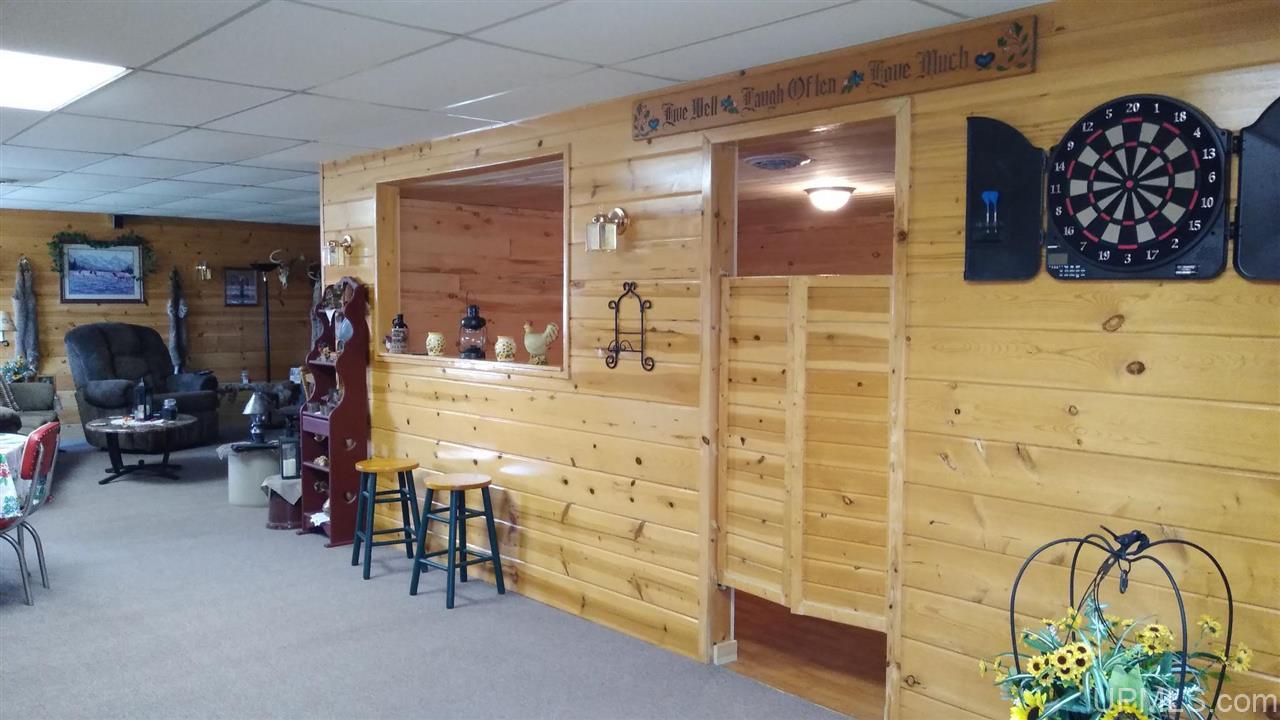 Town Hall F Ln, Rock, MI 49880