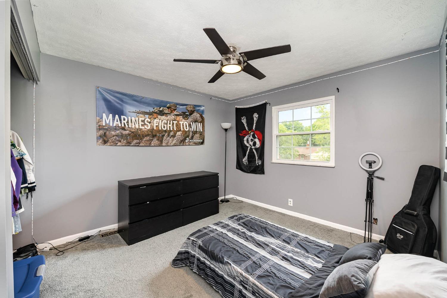Shenstone Dr, Cincinnati, OH 45255