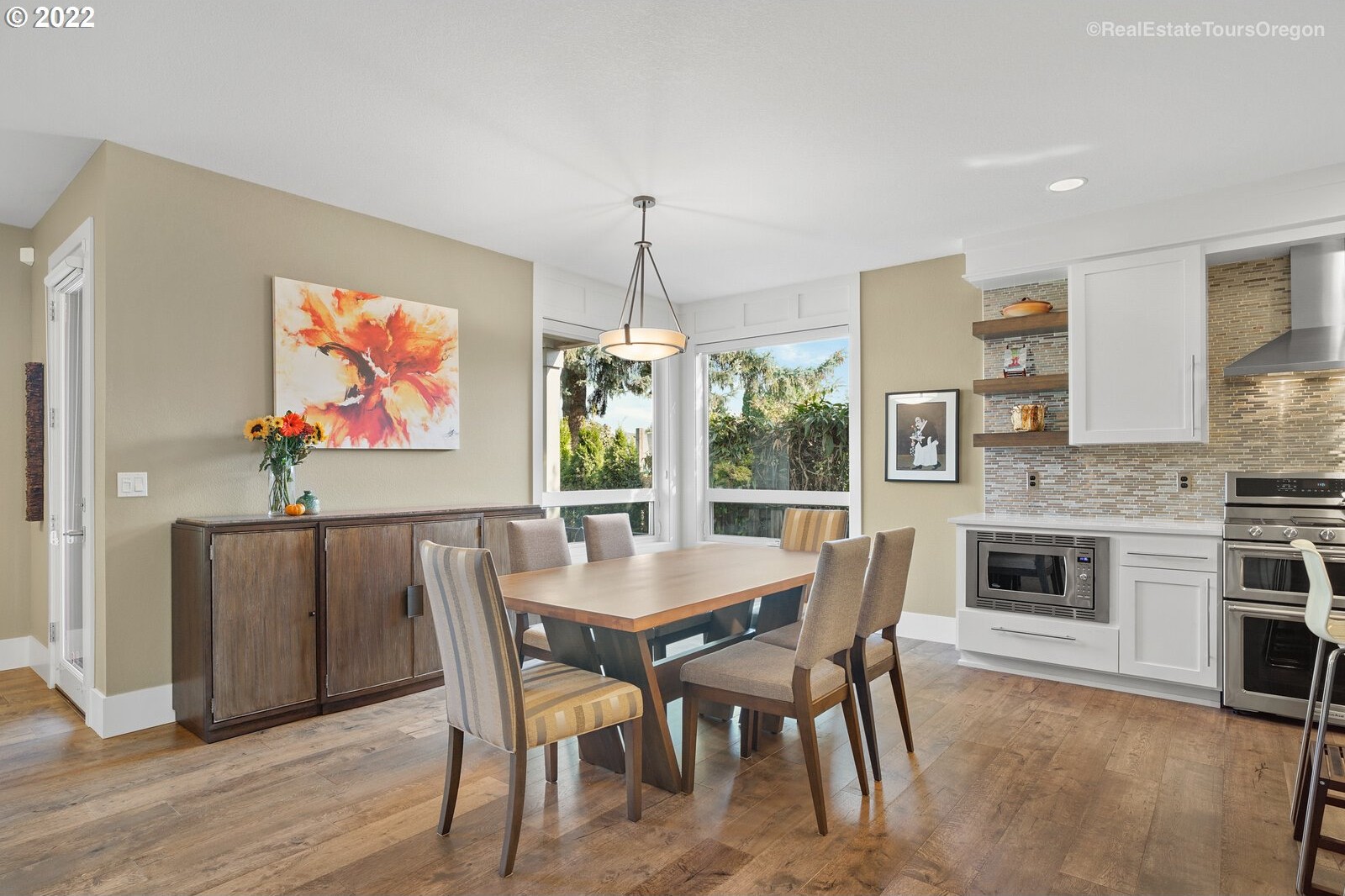 Russet St, Portland, OR 97217