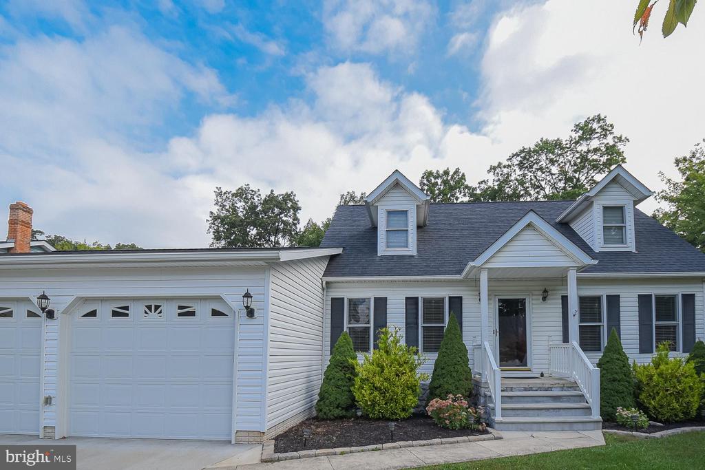 Maple Side Ct, Keyser, WV 26726