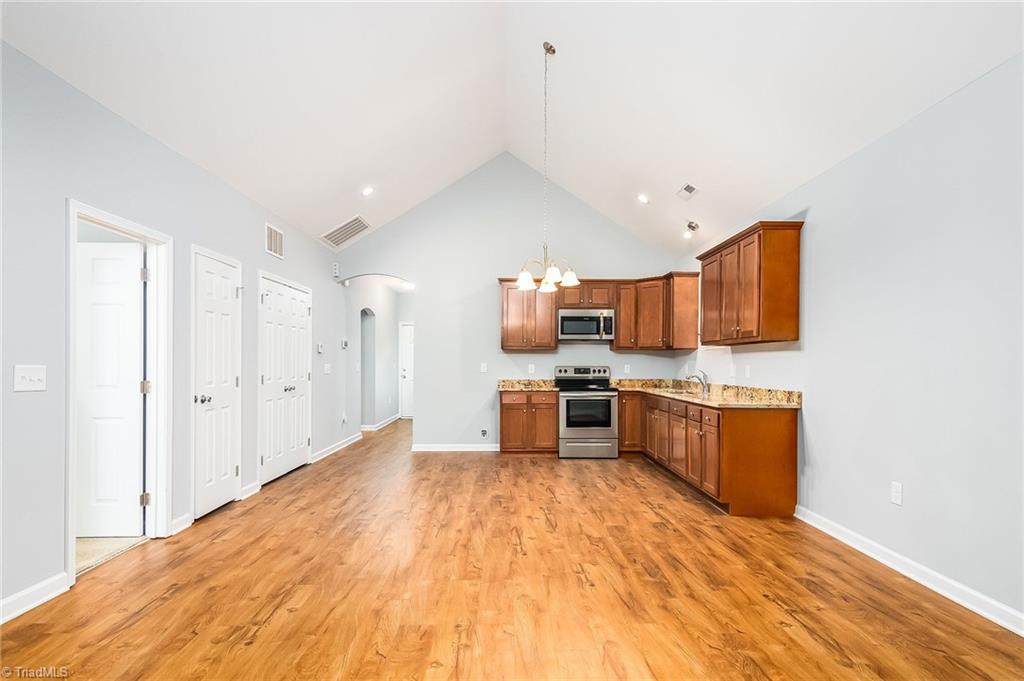 Nancy Ln, Winston Salem, NC 27107