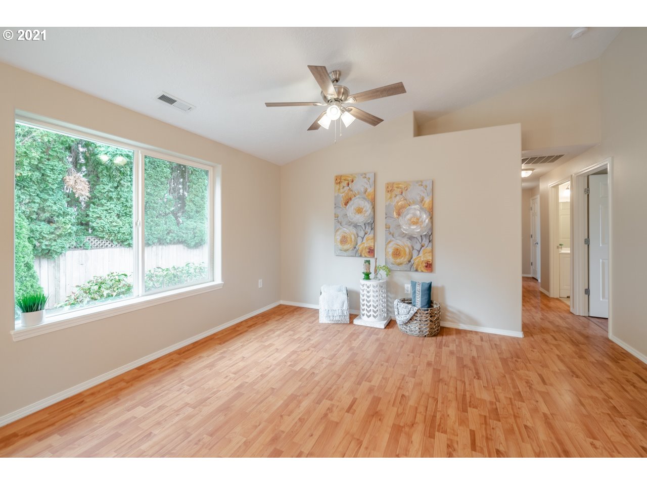 Jamestown St, Woodburn, OR 97071 #1