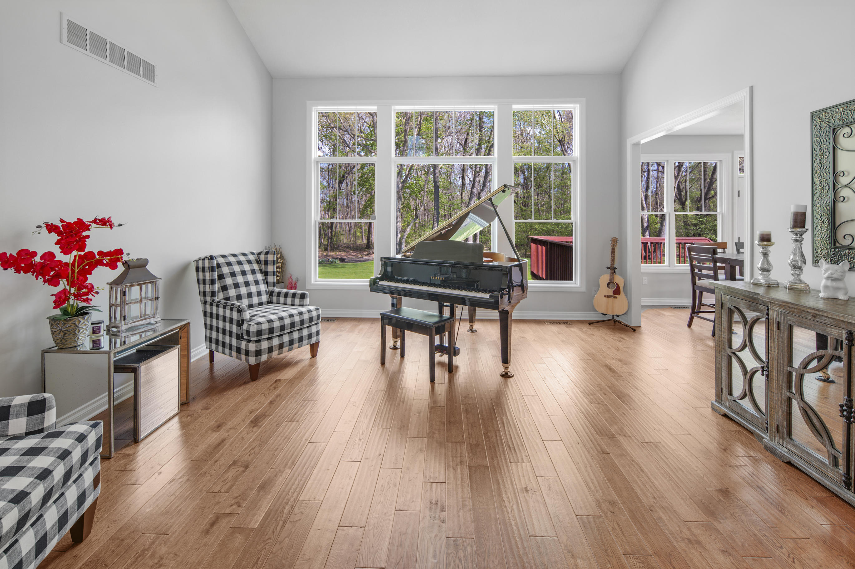 Himalayas Ave, Kalamazoo, MI 49009