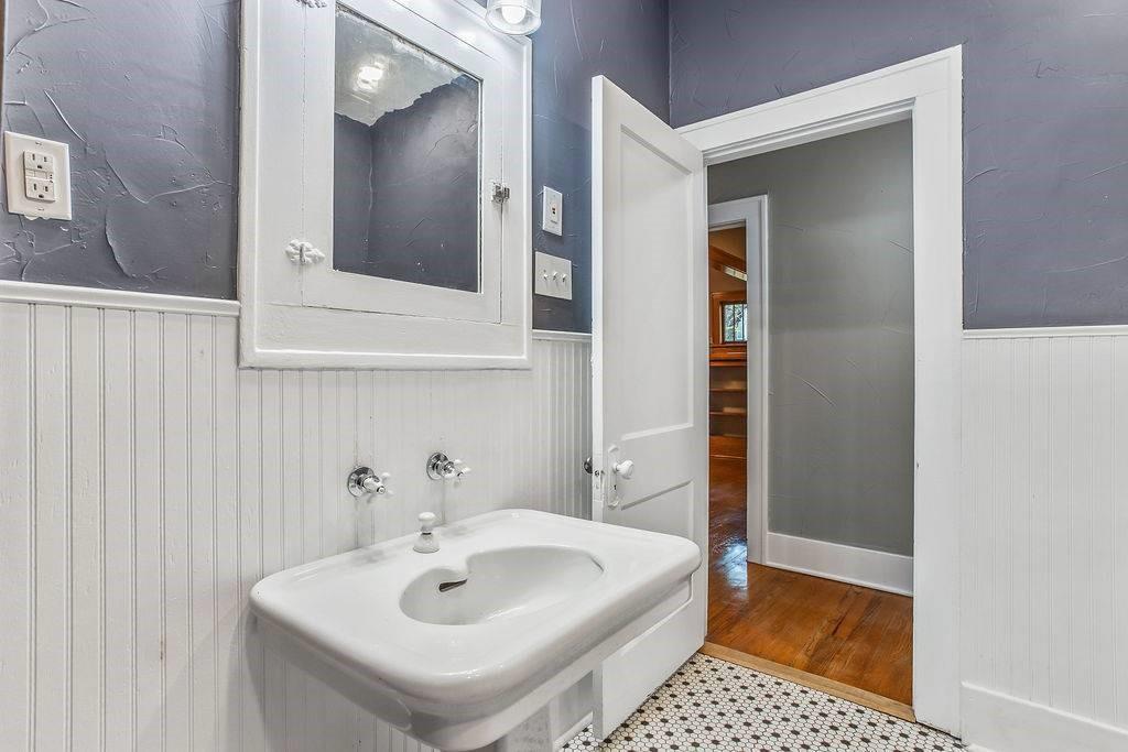 25th St, Oklahoma City, OK 73103