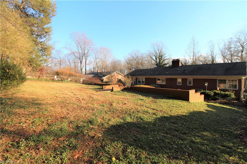 Alderney Ln, Winston Salem, NC 27103