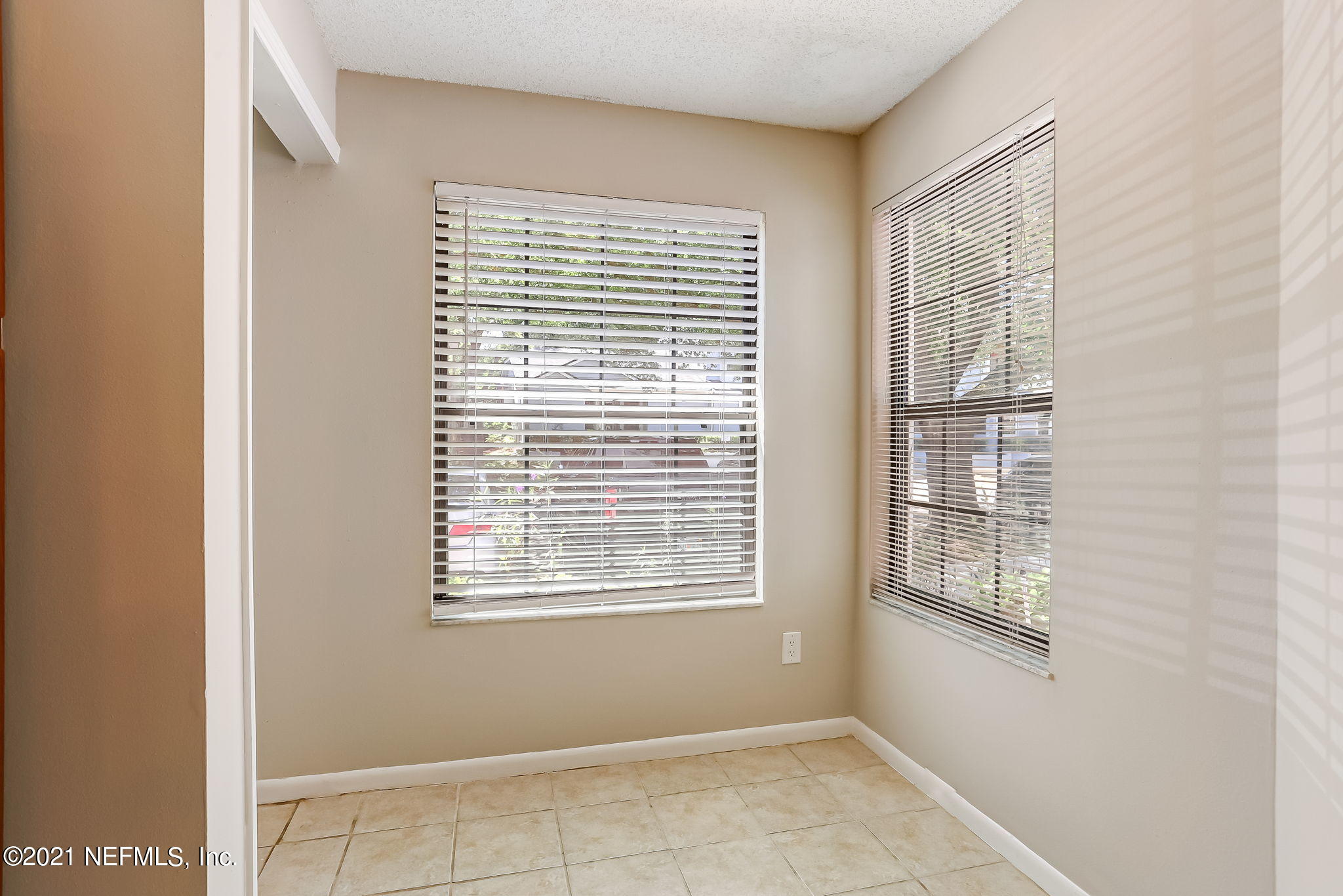 Belle Rive Blvd, Jacksonville, FL 32256