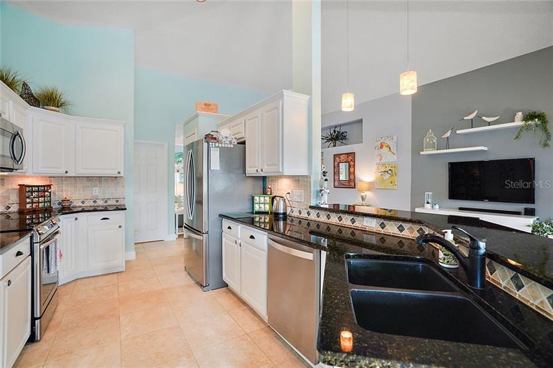 Waterhaven Cir, Orlando, FL 32828 #1