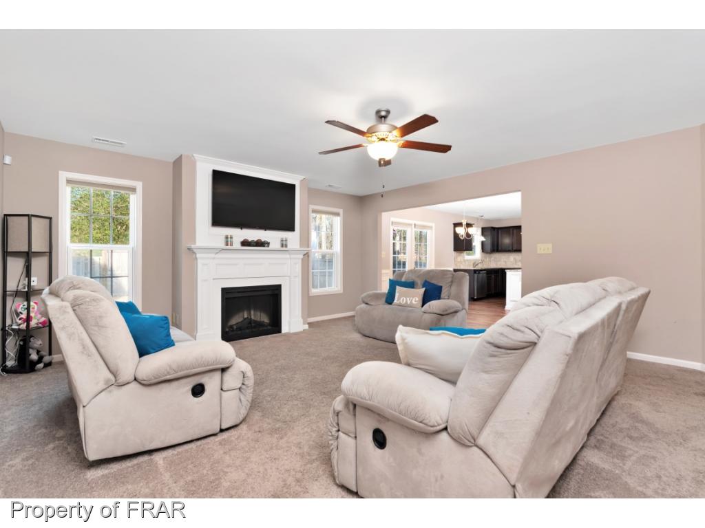 Hickory Knoll Rd, Fayetteville, NC 28314