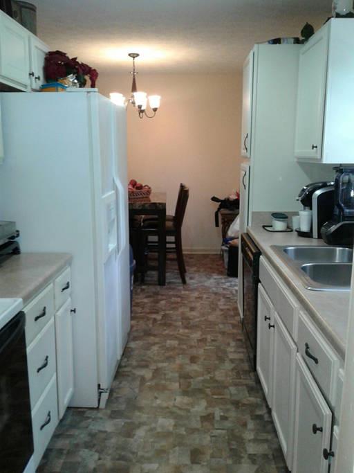 Broadmoor Dr, Nashville, TN 37207 #1