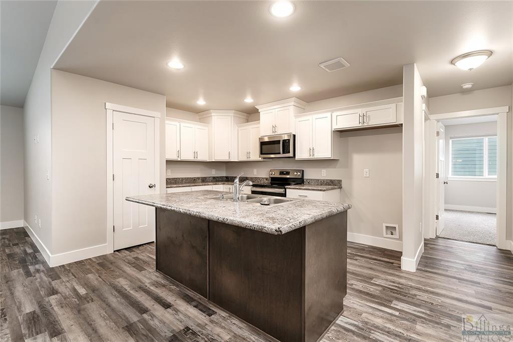 Rancho Vista Ave, Billings, MT 59105