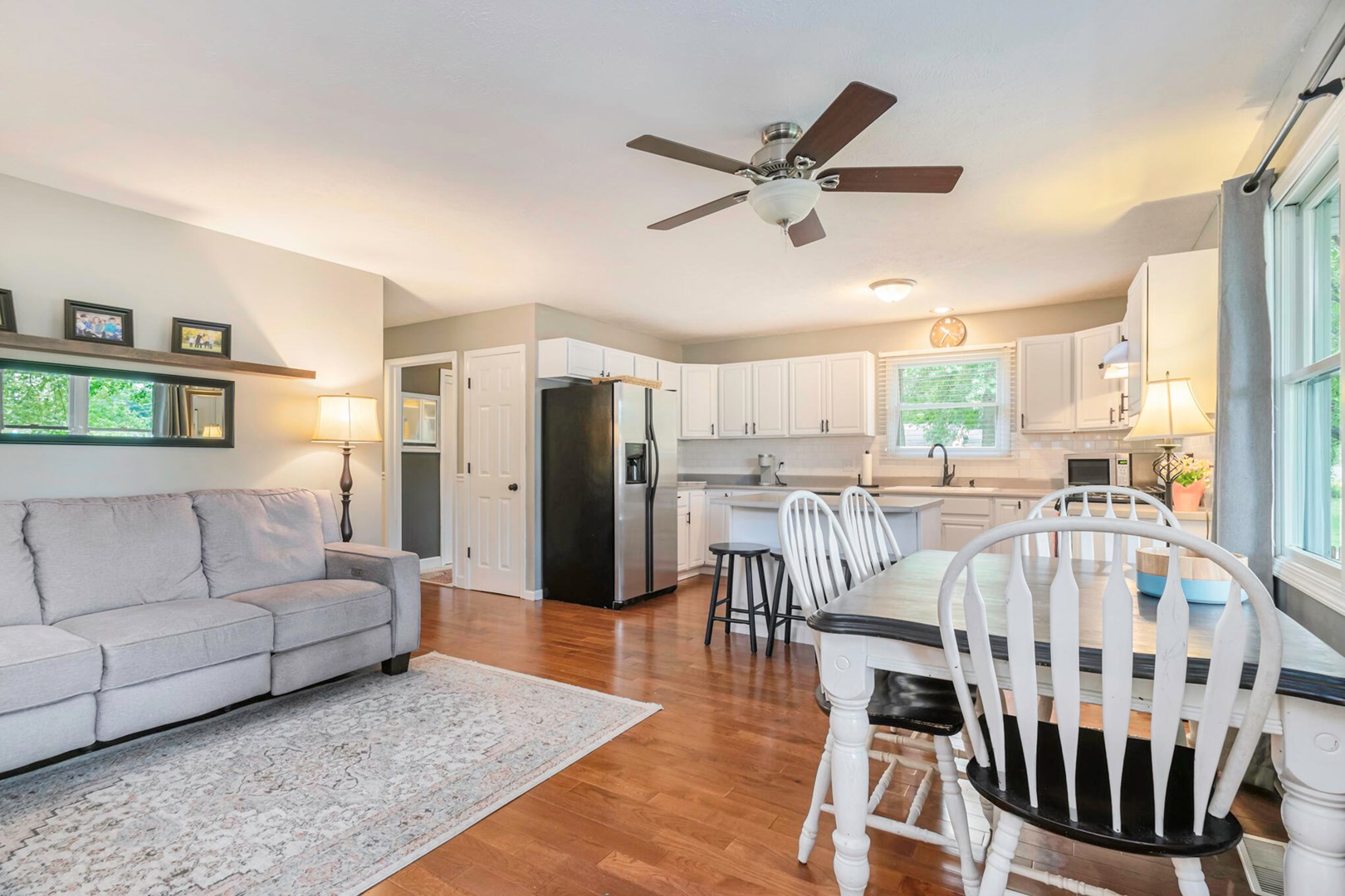 Oak St, Edwardsburg, MI 49112