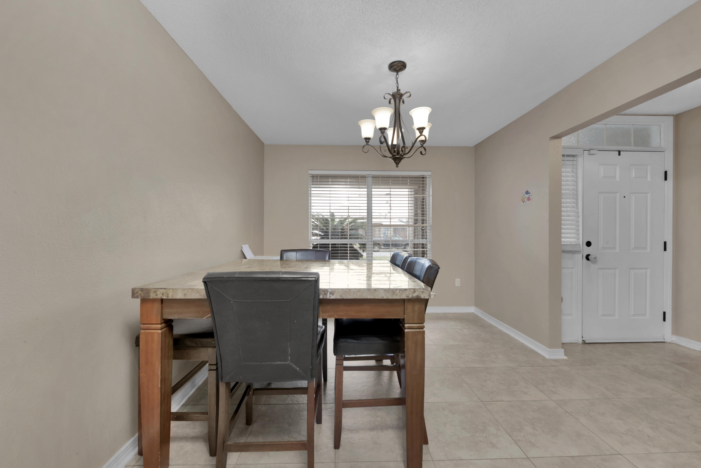 Ainsdale Ct, Navarre, FL 32566