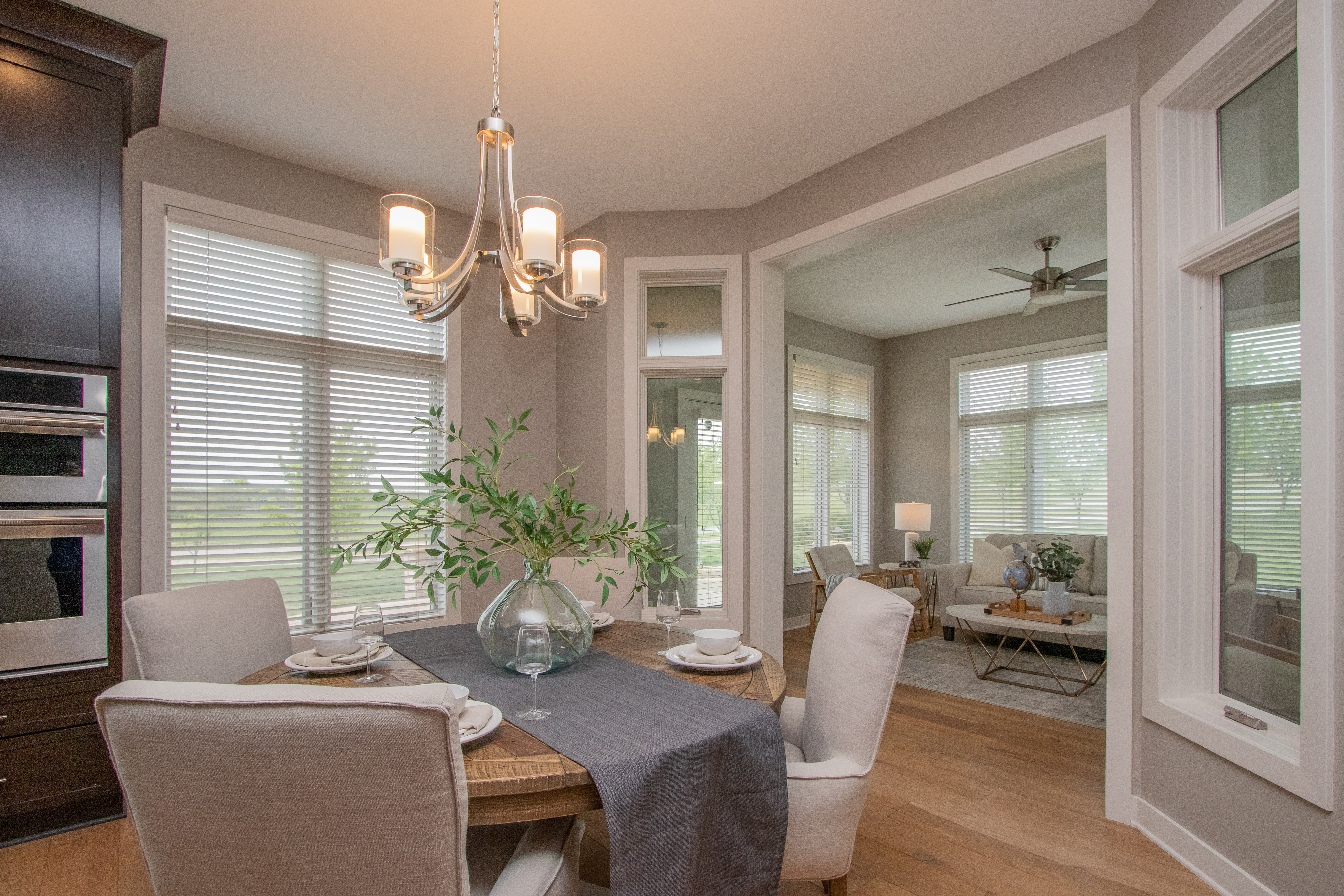 Timberline Dr, Urbandale, IA 50323