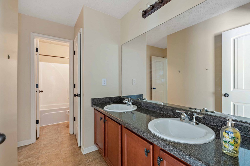 Seminole Ct, Fort Mitchell, AL 36856
