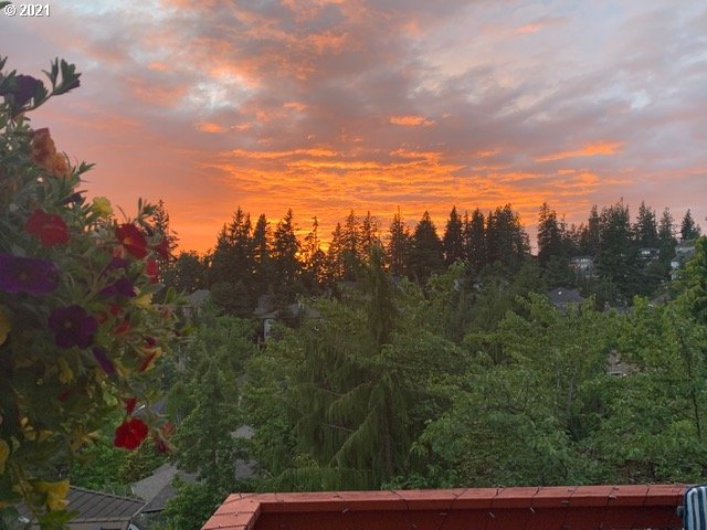 Remington Dr, West Linn, OR 97068