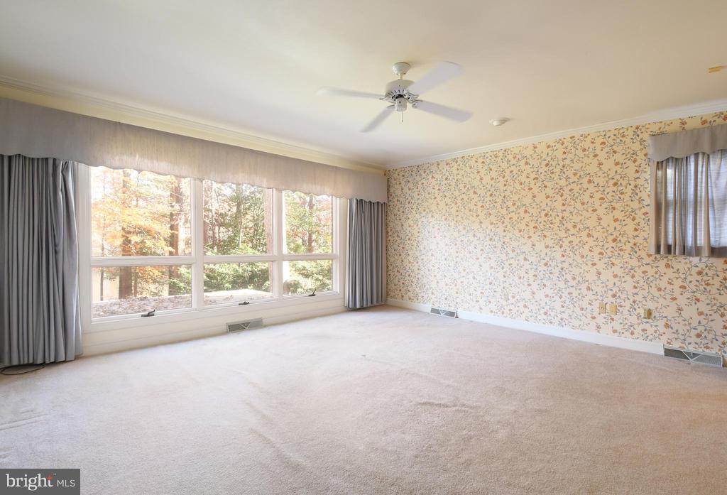 Lake Shore Dr, Fredericksburg, VA 22405