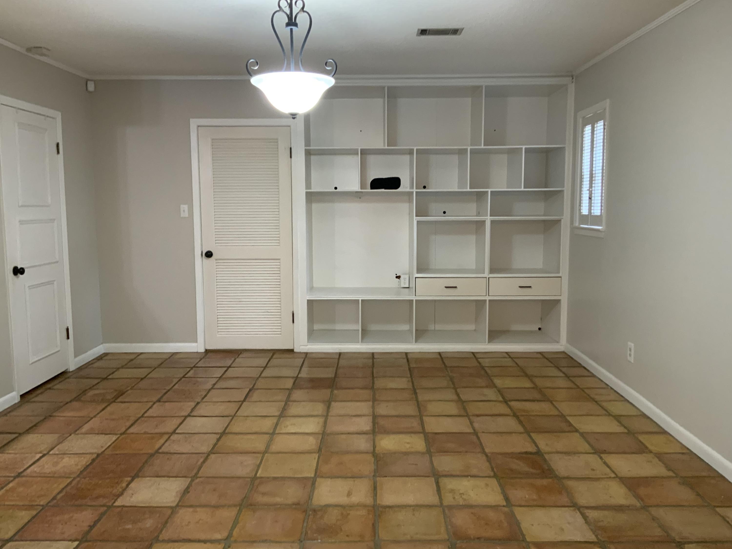 Poquito Rd, Shalimar, FL 32579