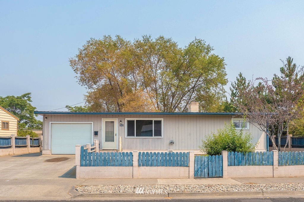 Sunset Dr, Moses Lake, WA 98837