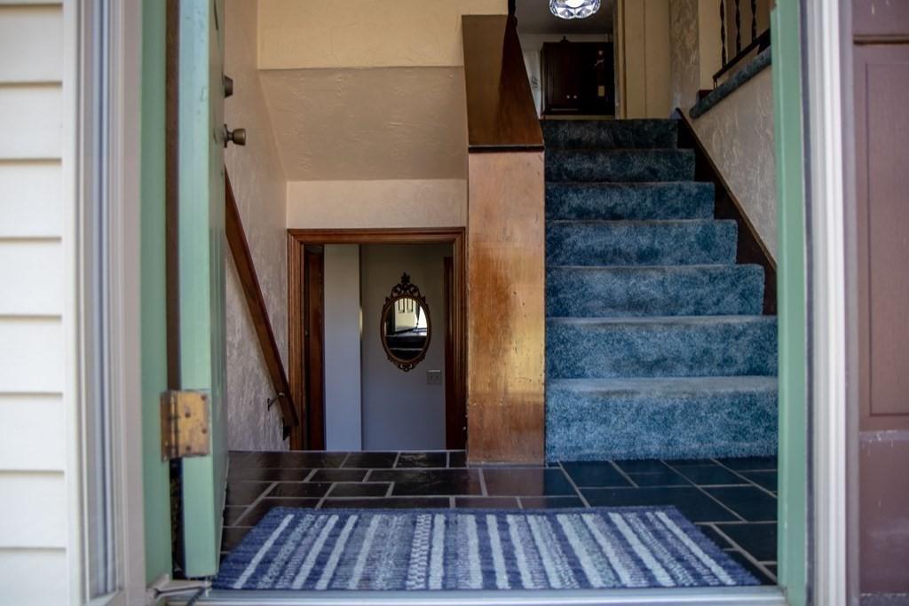 Blackstone St, Uxbridge, MA 01569