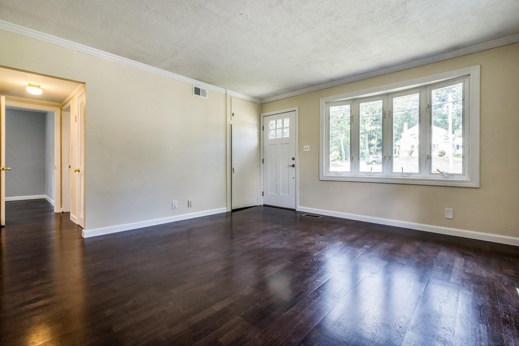 Brook St, Framingham, MA 01701