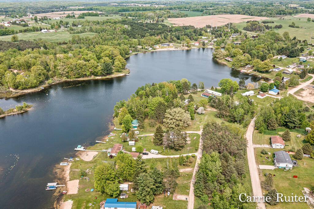 Horseshoe Dr, Leroy, MI 49655 #1