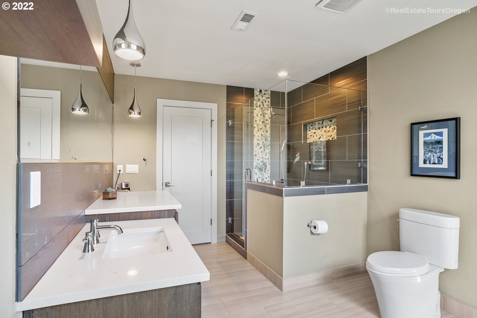 Russet St, Portland, OR 97217 #1