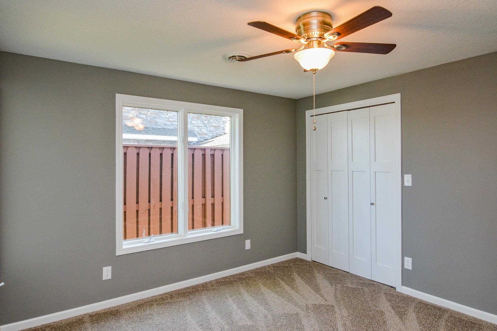 Harkless Dr, Syracuse, IN 46567