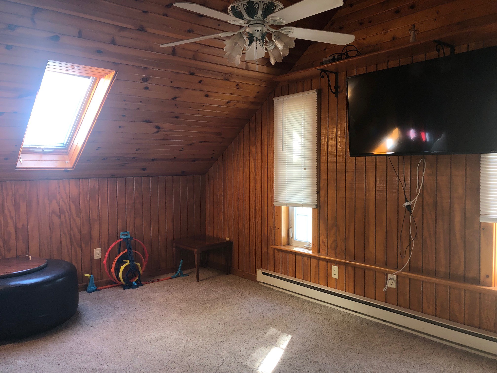 36th Rd, Utica, IL 61373