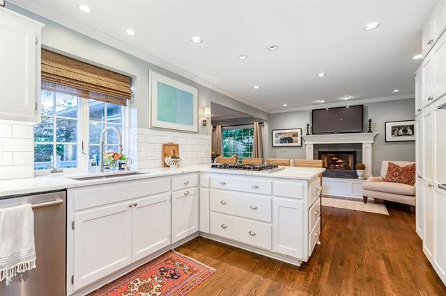 69th St, Mission Hills, KS 66208 #1