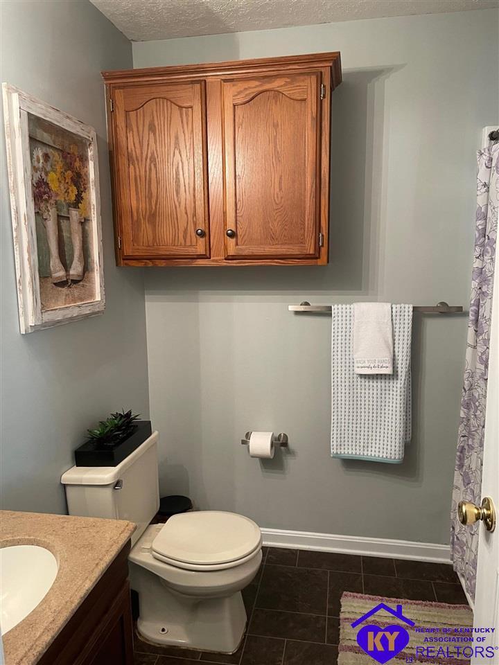 Amy Ct, Elizabethtown, KY 42701