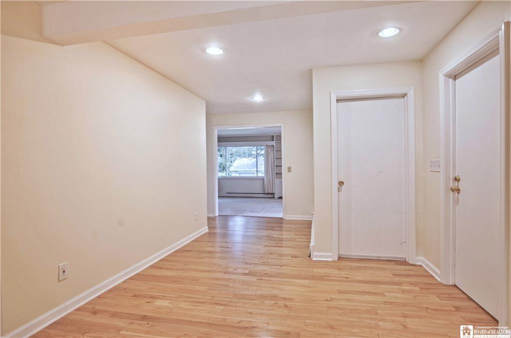 Hilldale Ave, Jamestown, NY 14701