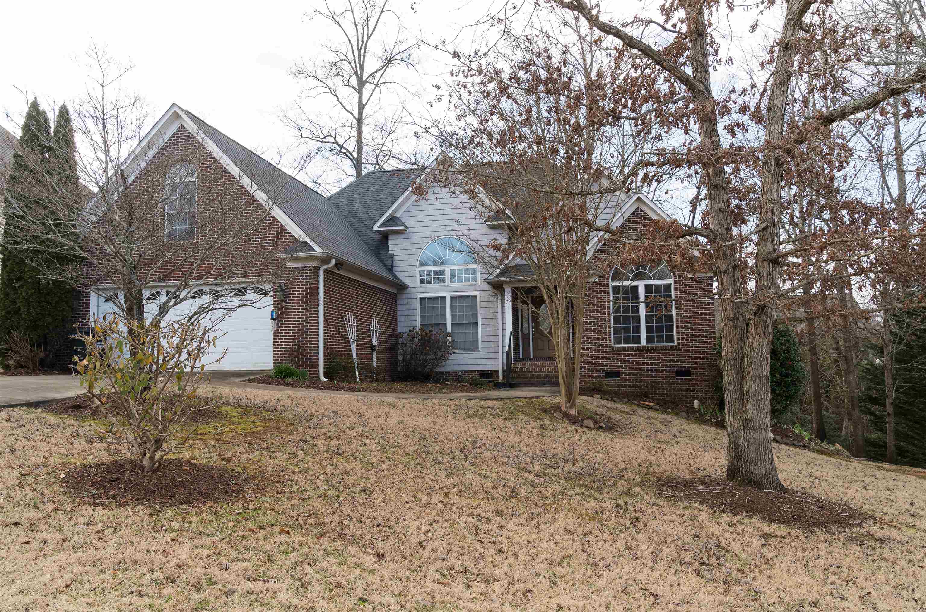 Doleman Dr, Spartanburg, SC 29301