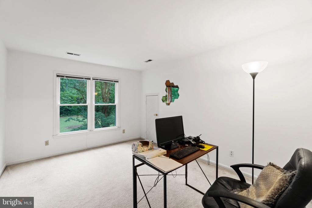 Sanford Dr, Fredericksburg, VA 22406 #1