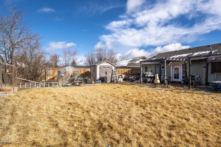 23rd St, Redmond, OR 97756 #1