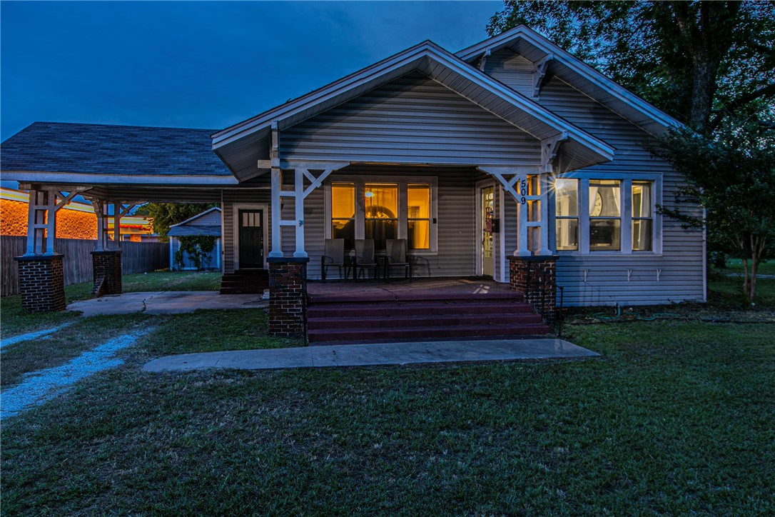 Ross Ave, Mexia, TX 76667