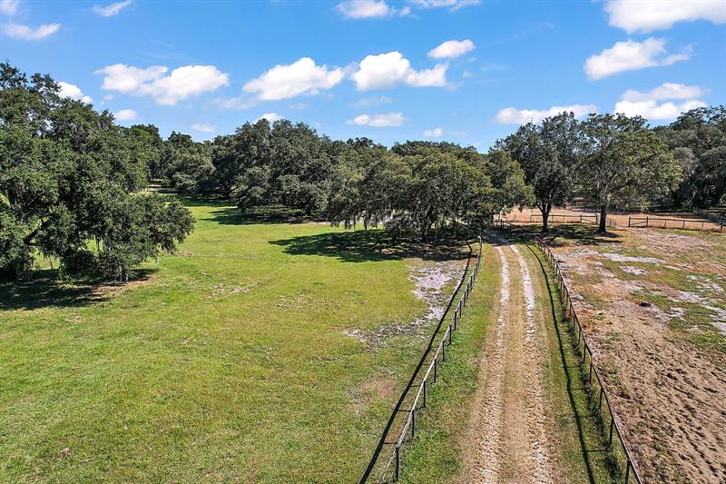 Cinnamon Rd, Sorrento, FL 32776