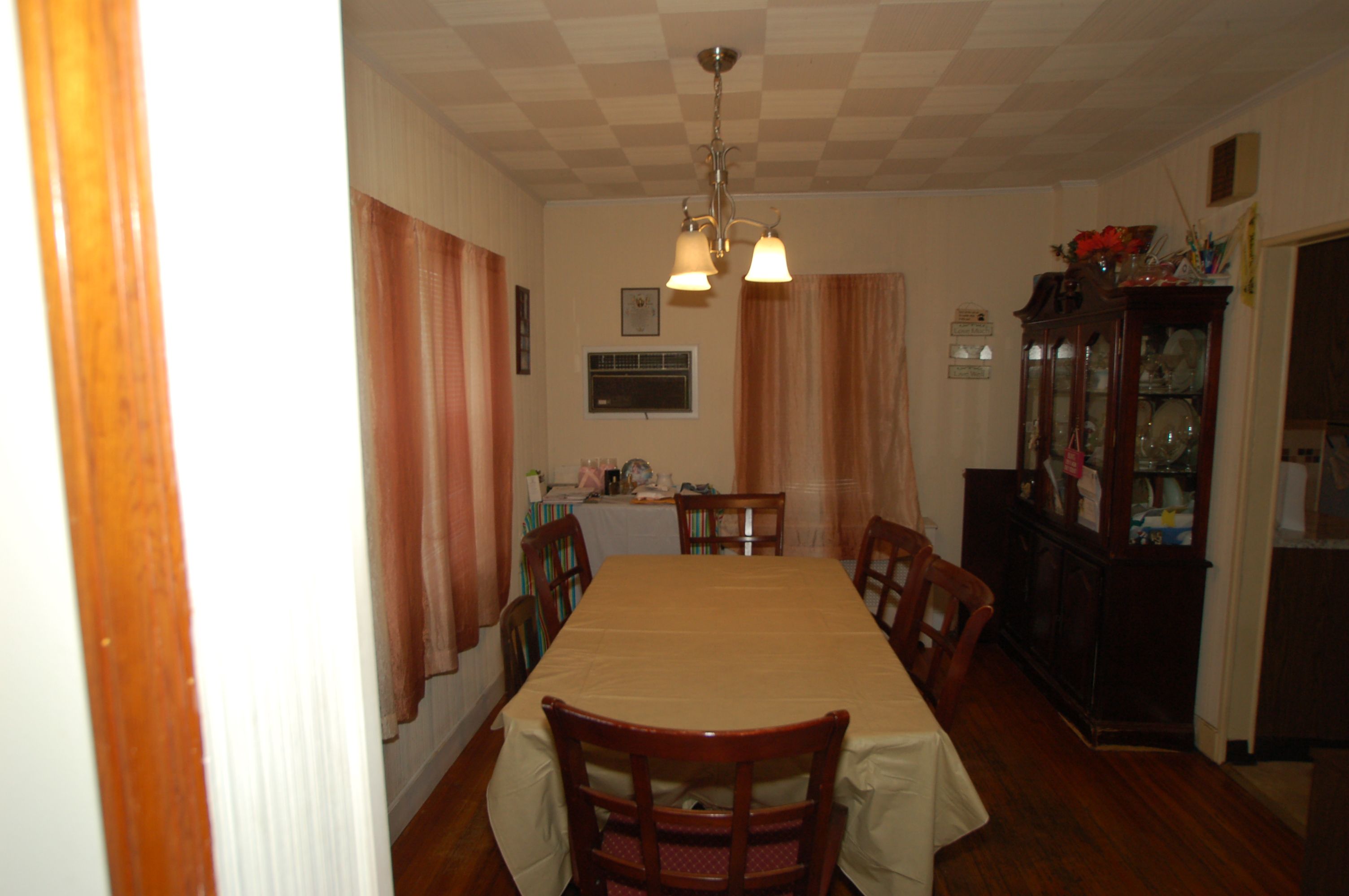 1st St, New Hyde Park, NY 11040