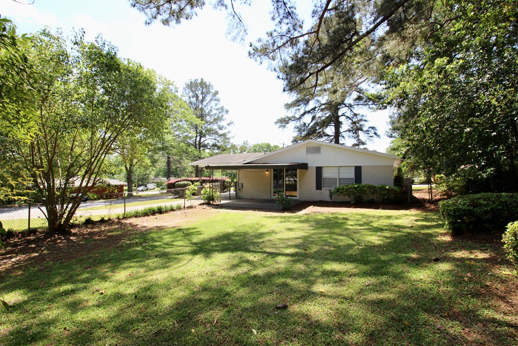 Hilyer Dr, Columbus, GA 31907