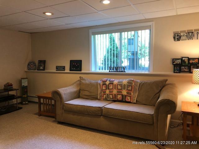 Beech Hill Rd, Auburn, ME 04210