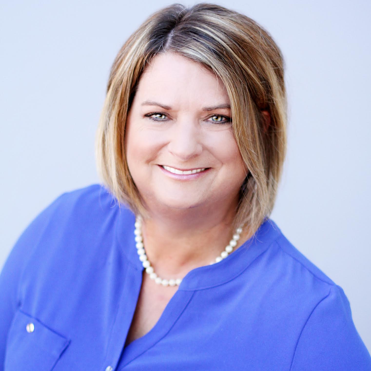 Agentes inmobiliarios de CEDAR,Iowa,EUA Century 21 Global