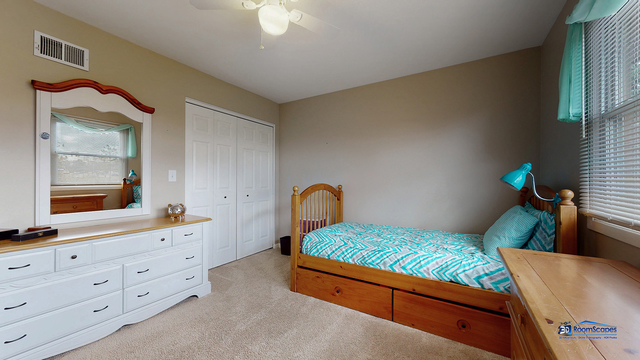 Raven Ct, Gurnee, IL 60031 #1