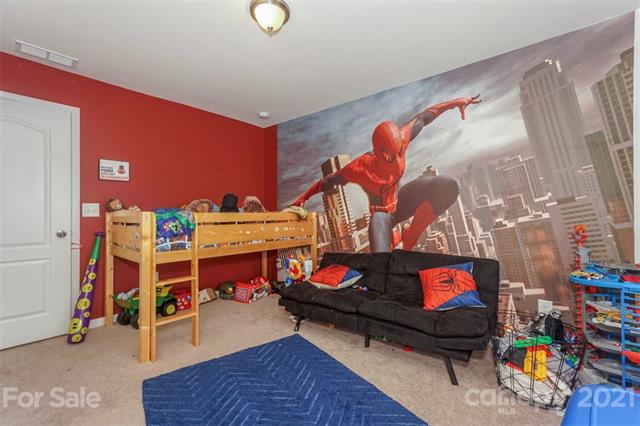 Lassen Ln, Mooresville, NC 28117