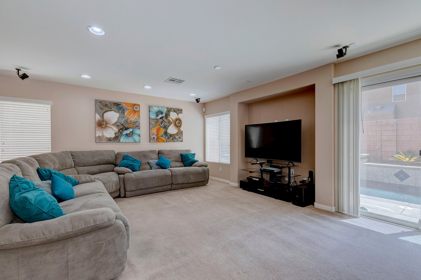 Sonoma Station Ave, Las Vegas, NV 89139 #1